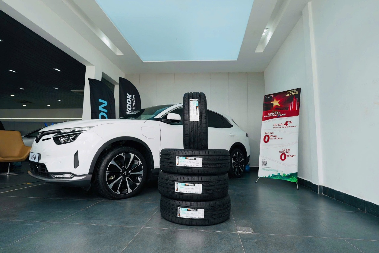 Hankook iON: "Bứt phá giới hạn" cho xe điện từ sân đua Formula E đến sự êm ái hoàn hảo - 3