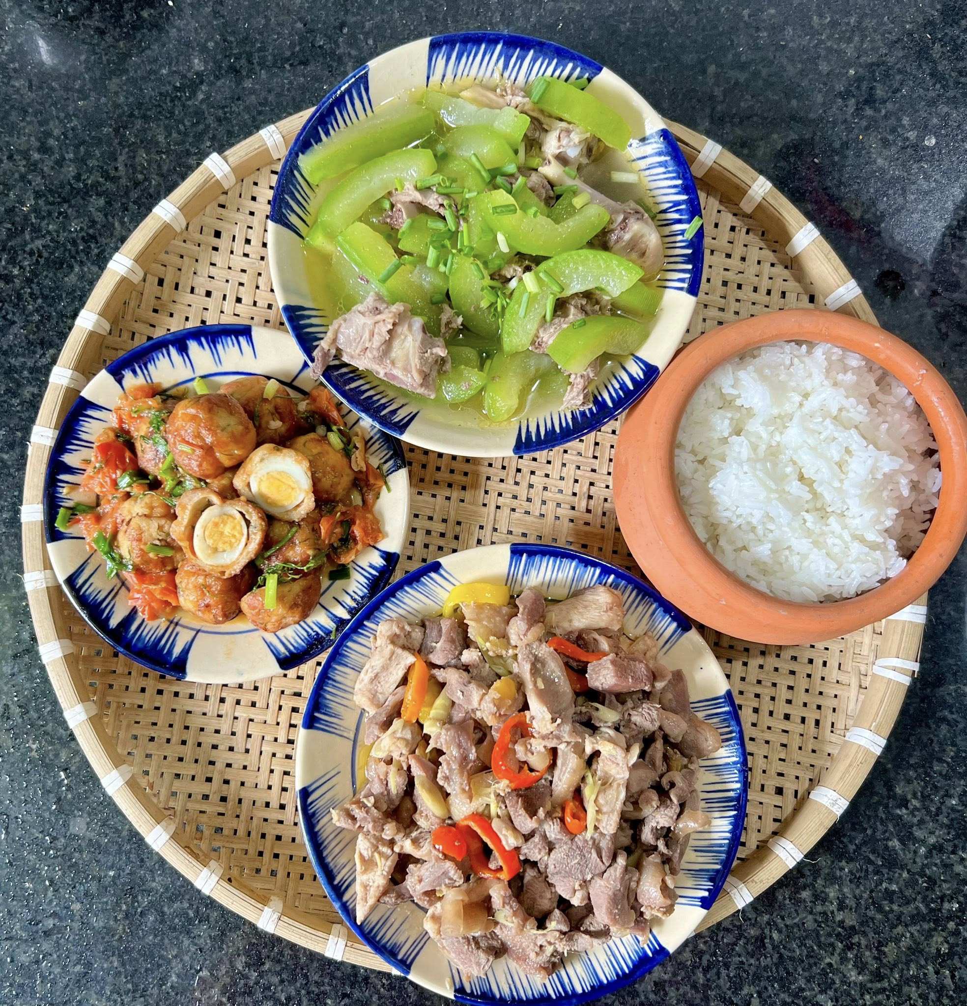 Cả tháng không cần nghĩ thực đơn, cơm nhà luôn ngon miệng và đủ chất - 12