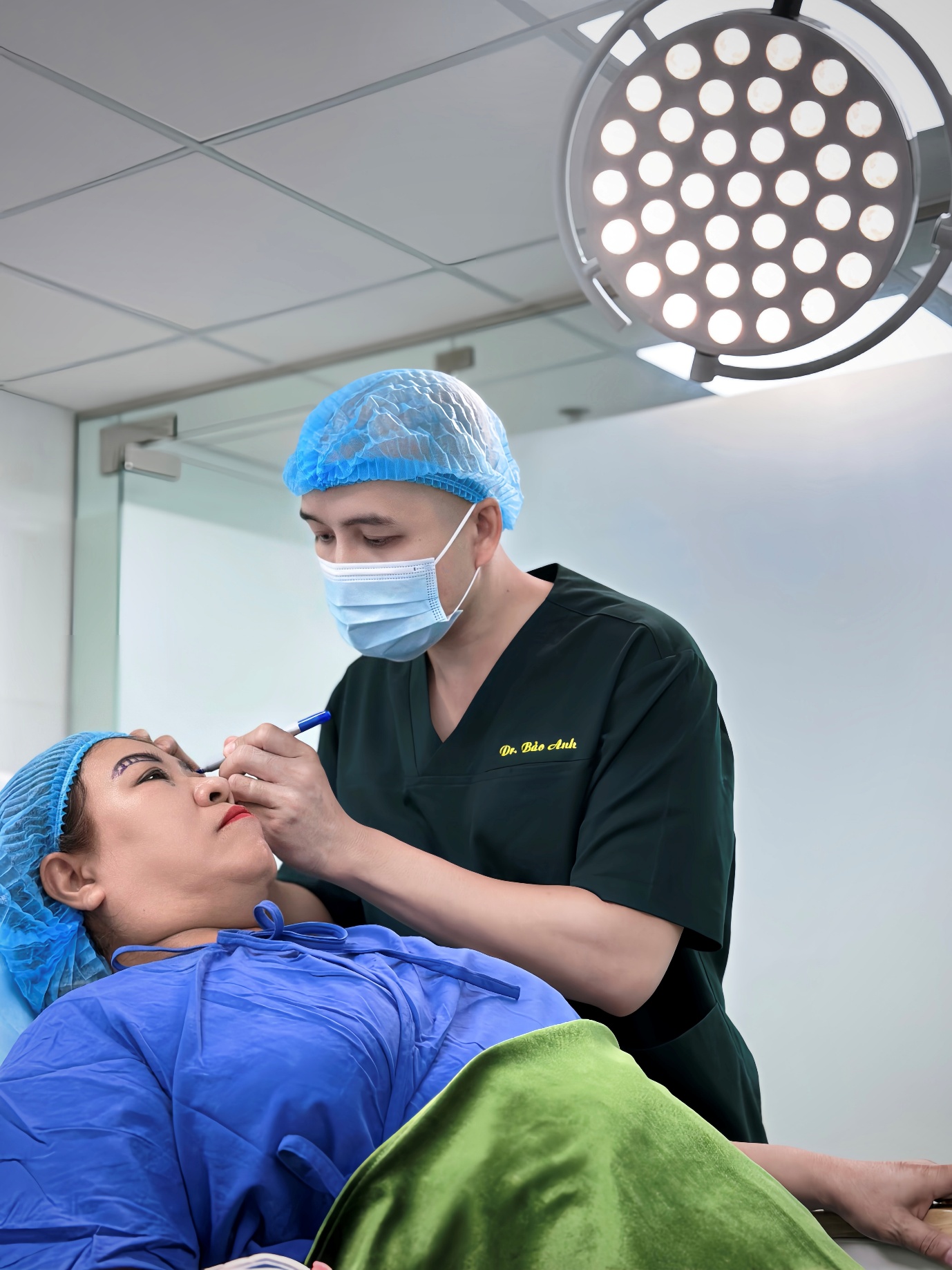 Bác sĩ Nguyễn Bảo Anh: Góc nhìn về trách nhiệm và an toàn trong phẫu thuật trước thực trạng biến chứng thẩm mỹ gia tăng - 2