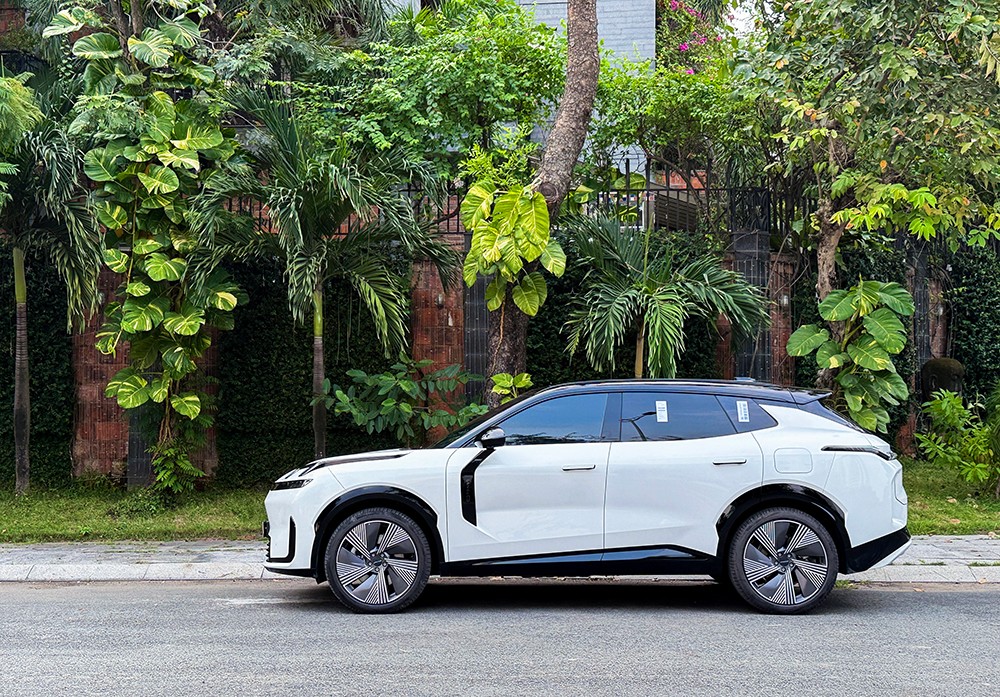 Trải nghiệm xe Lynk & Co 08 chiếc suv PHEV sang xịn và mịn - 3