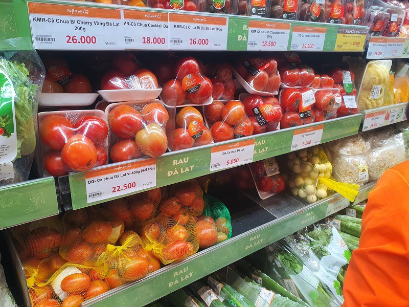 Loại quả đầu năm có giá chỉ 2.000 đồng/kg, giờ đắt hơn hoa quả nhập khẩu, bà nội trợ choáng váng - 5