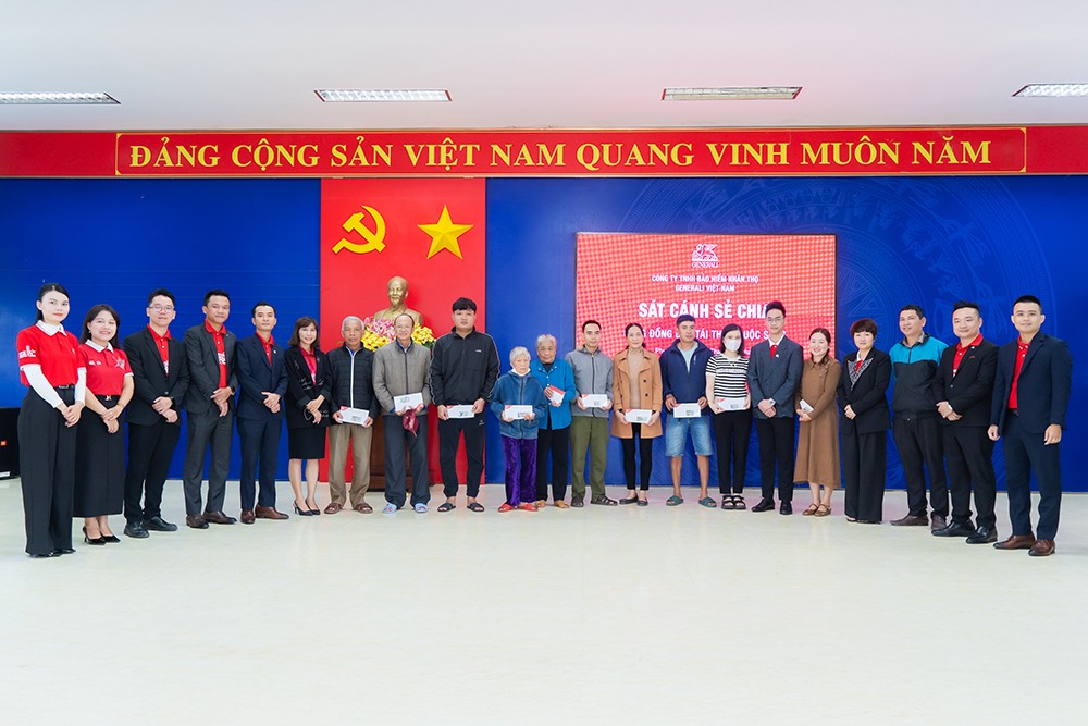 Generali Việt Nam sát cánh cùng người dân Huế tái thiết cuộc sống sau bão lũ - 2