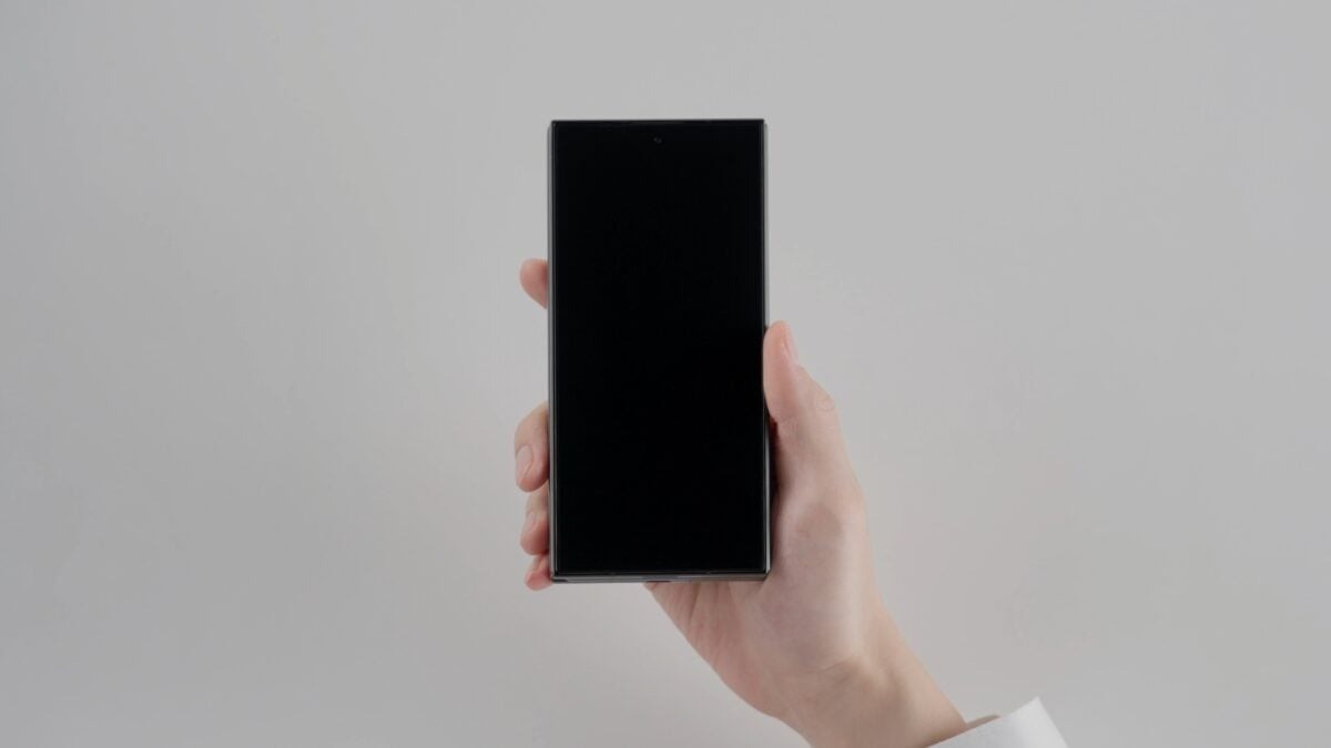 Chi phí thay màn hình Galaxy Z TriFold bằng mua mới một chiếc S25 Ultra - 2