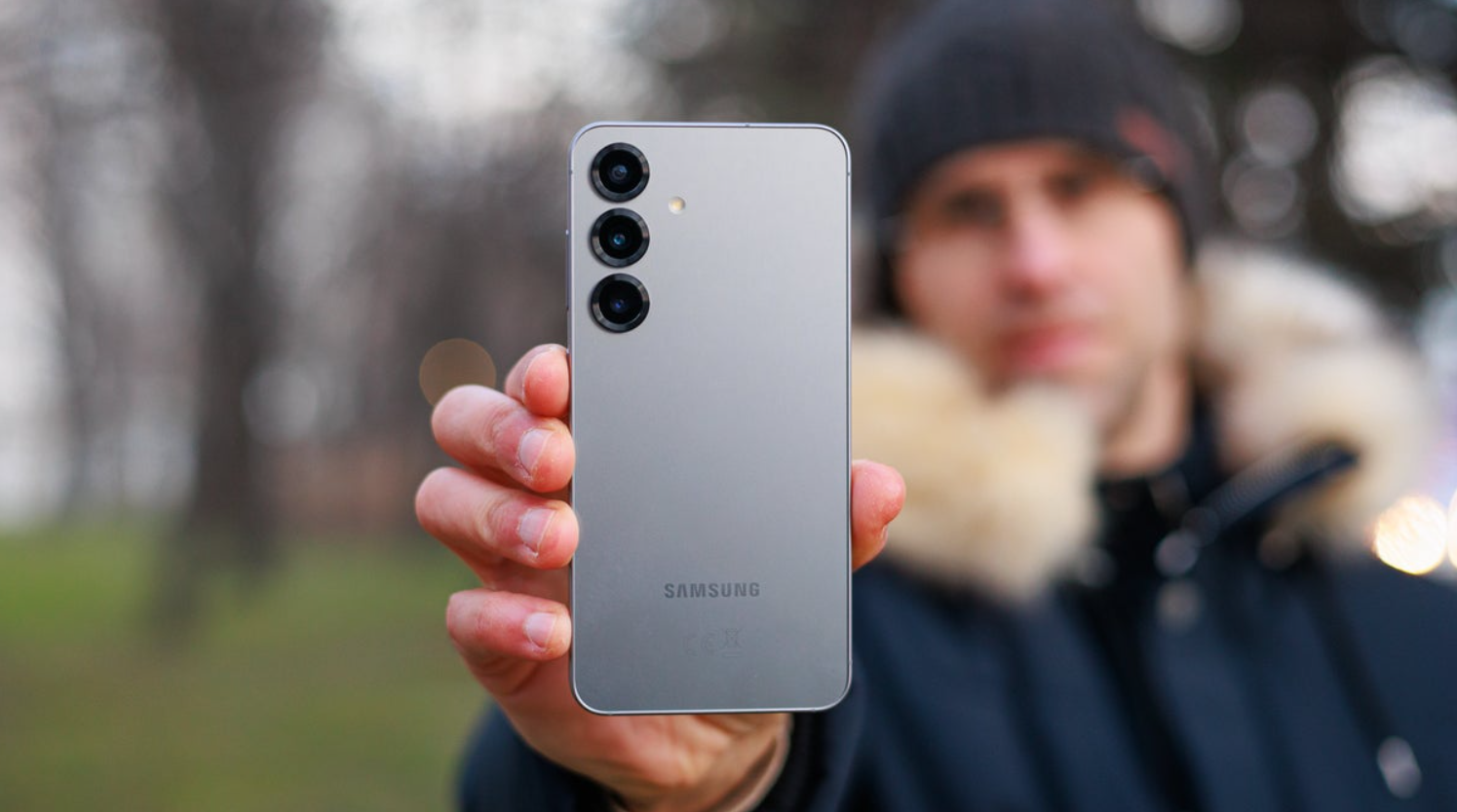 Top 5 smartphone tầm trung đáng mua nhất dịp cuối năm 2025 - 2