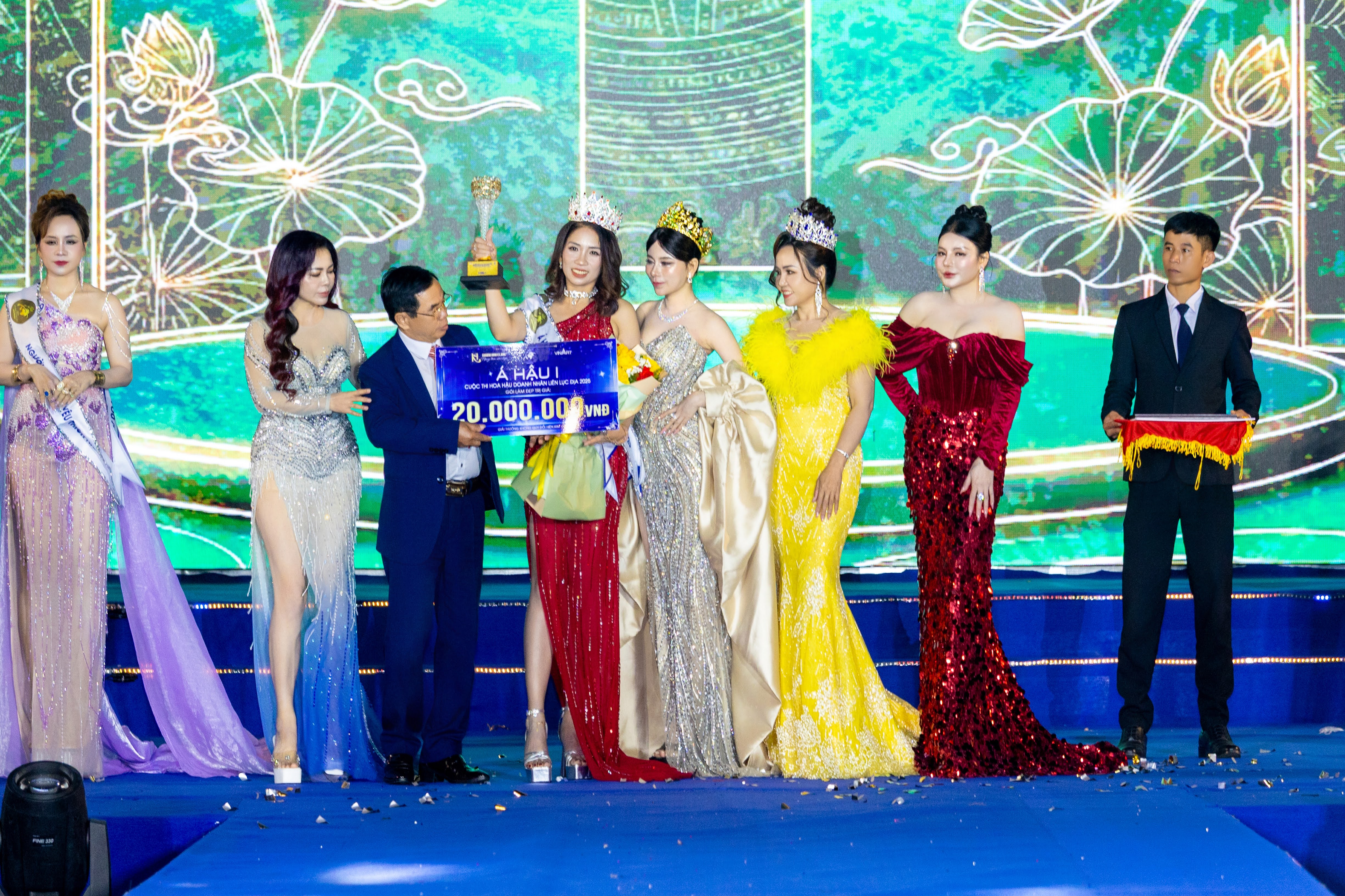 Doanh nhân Chu Thị Nguyên tỏa sáng ở ngôi vị Á hậu 1 tại đấu trường nhan sắc doanh nhân Liên Lục Địa - 3