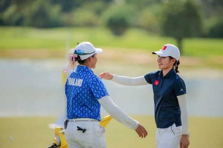 Golfer số 1 Việt Nam Nguyễn Anh Minh ghi dấu ấn với HCB Sea Games 33 - 4