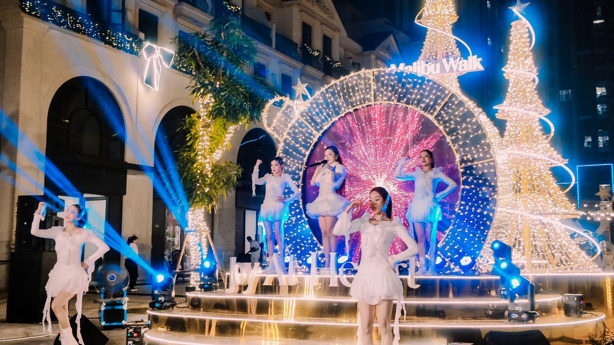 Masterise Homes giới thiệu “Mùa Giáng Sinh diệu kỳ - The Magical Joy” tại Malibu Walk: Thắp sáng hành trình của những niềm vui - 4