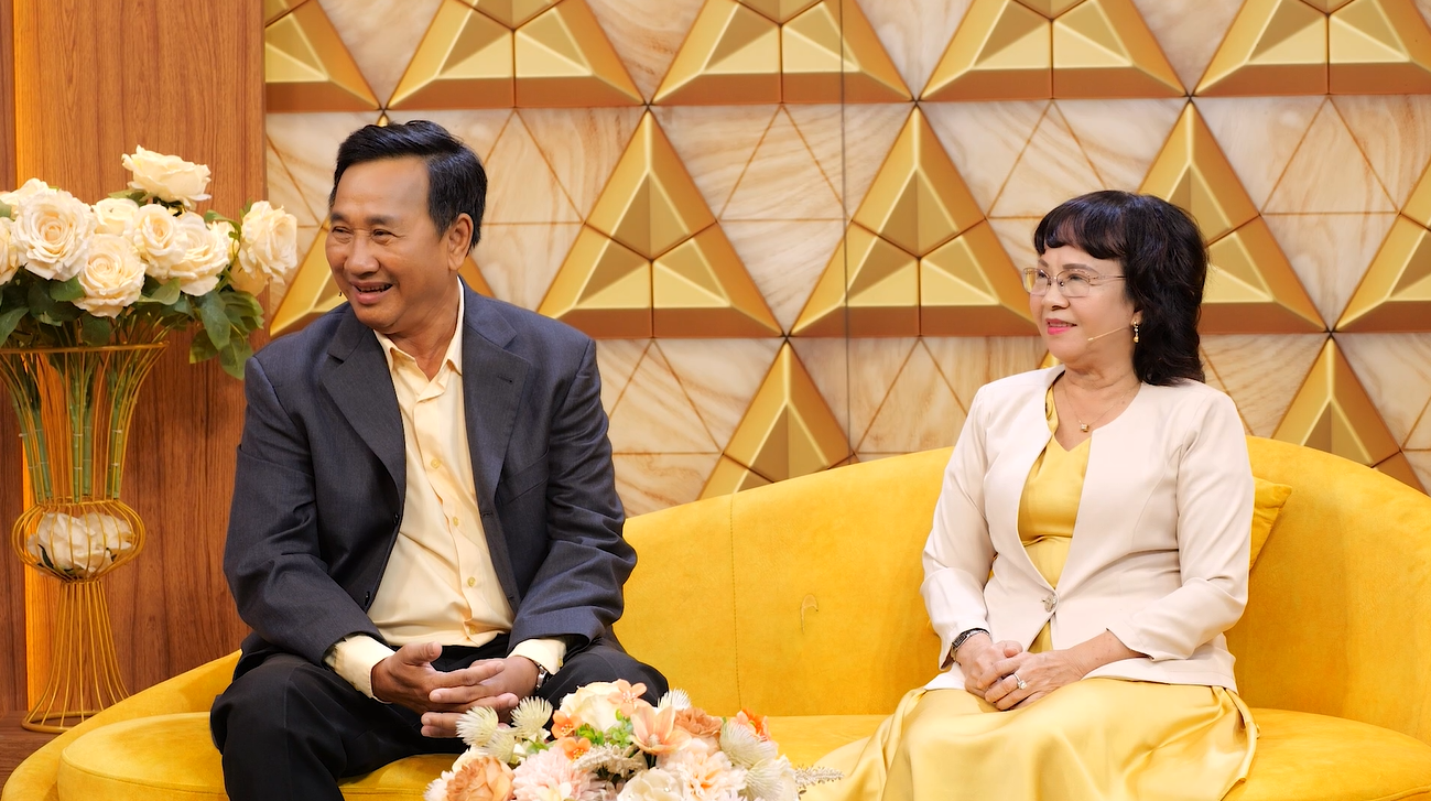 Gặp lại sau 36 năm xa cách, cặp đôi viết tiếp mối duyên dang dở - 1