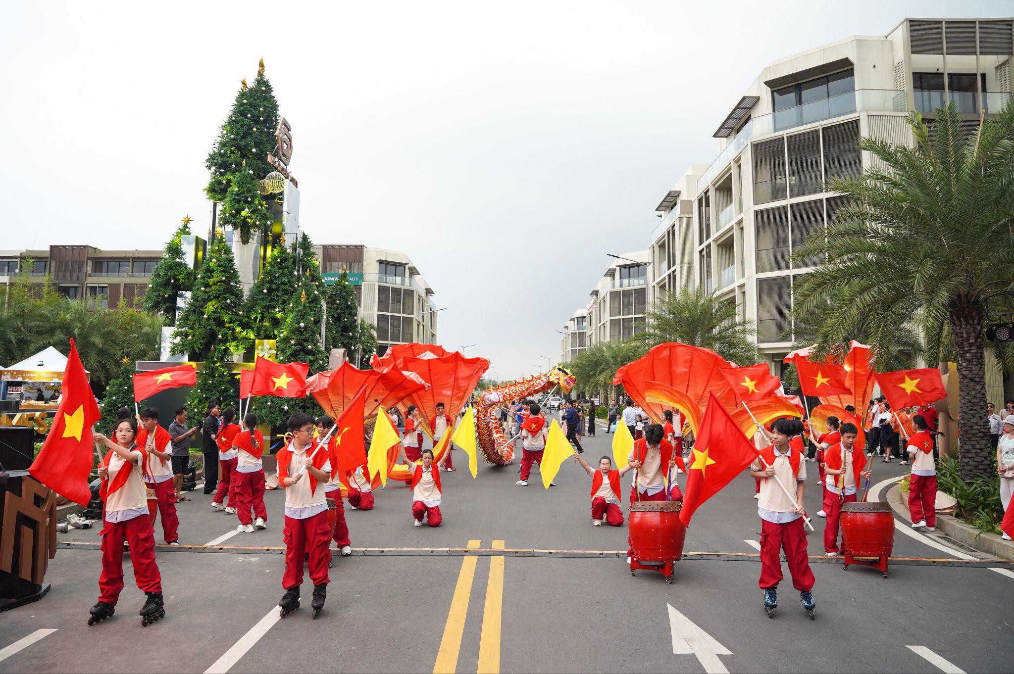 Global Festive - Thắp sáng mùa lễ hội tại The Global City - 3
