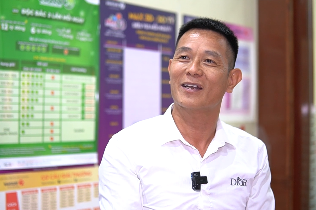 Chủ điểm vé số Vietlott ở Lạng Sơn: “Bán vé số vui hơn và phù hợp với tuổi trung niên” - 3