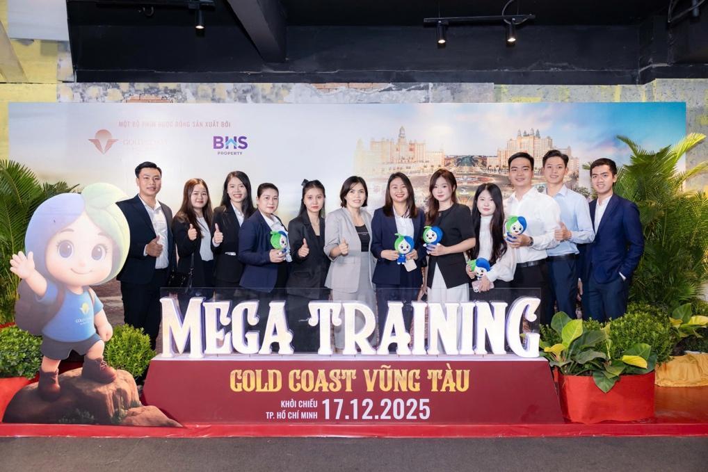 BĐS cuối năm 2025 sôi động, doanh nghiệp “chơi trội” khi đào tạo dự án tại rạp chiếu phim như một buổi “công chiếu” phim - 2