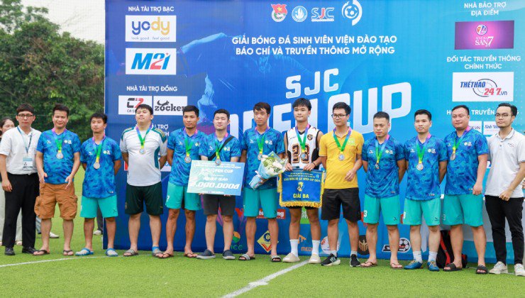 Sôi động giải bóng đá SJC Cup 2025: 10 đội bóng tranh ngôi vô địch - 4