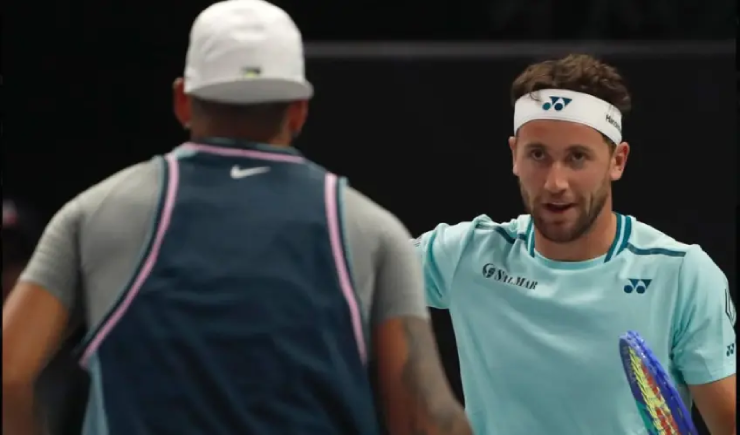 Vì sao trận tennis "đại chiến giới tính" Sabalenka - Kyrgios bị chỉ trích nặng nề? - 2