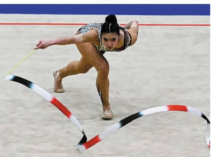 Người đẹp 20 tuổi "mất" HCV ở SEA Games 33, tuyên bố giải nghệ luôn - 1