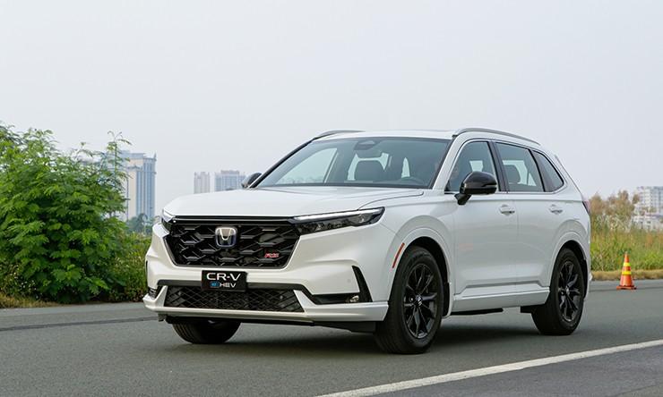 Những mẫu xe hybrid phổ thông được giảm giá trước thềm giảm thuế - 2