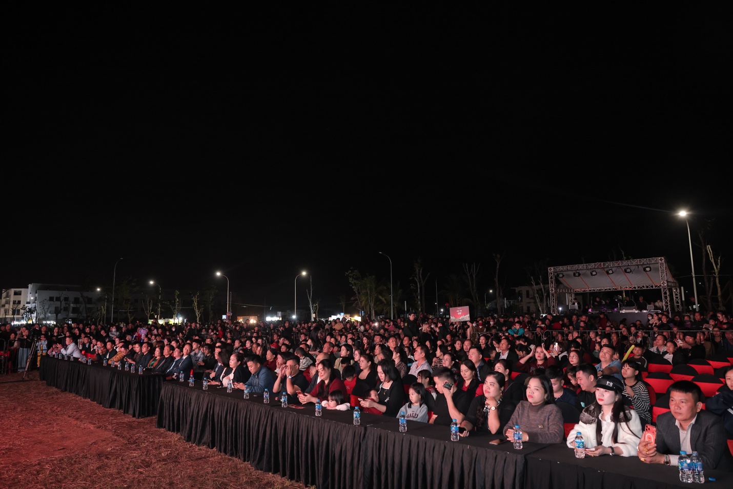 Hồng Lĩnh X’mas Fest: Khi lễ hội Giáng sinh trở thành “chất xúc tác” cho một đô thị đang chuyển mình - 9