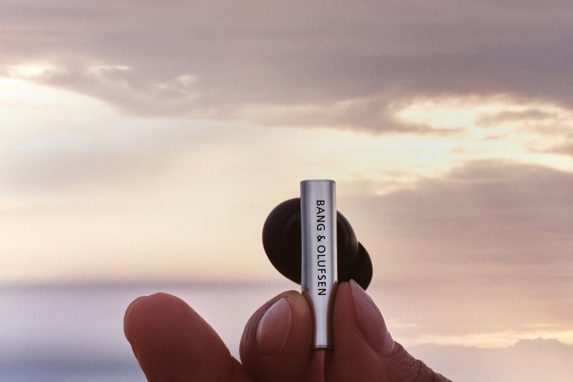 Bang & Olufsen xoay chuyển cuộc chơi earbuds với tai nghe 46 triệu VNĐ - 7