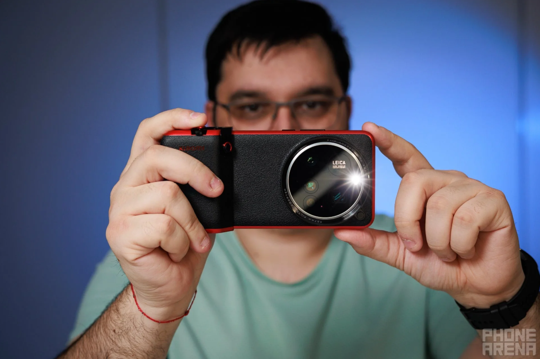 Vào năm 2026, Apple, Google và Samsung cần làm điều này để "cứu" smartphone - 2