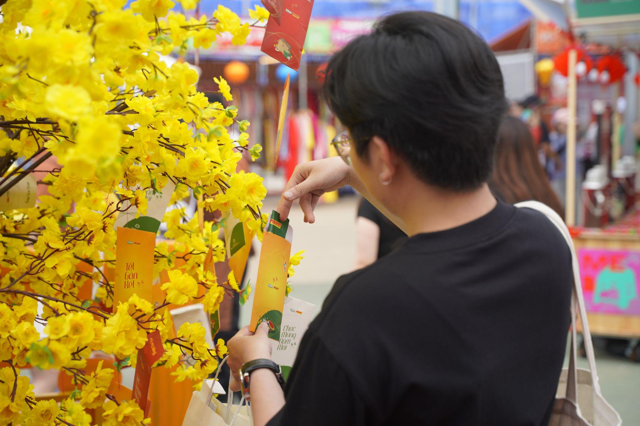 Giới trẻ Sài thành rủ nhau tìm về "Trạm ký ức" Colusa-Miliket: Điểm chạm "chữa lành" giữa lòng lễ hội - 3