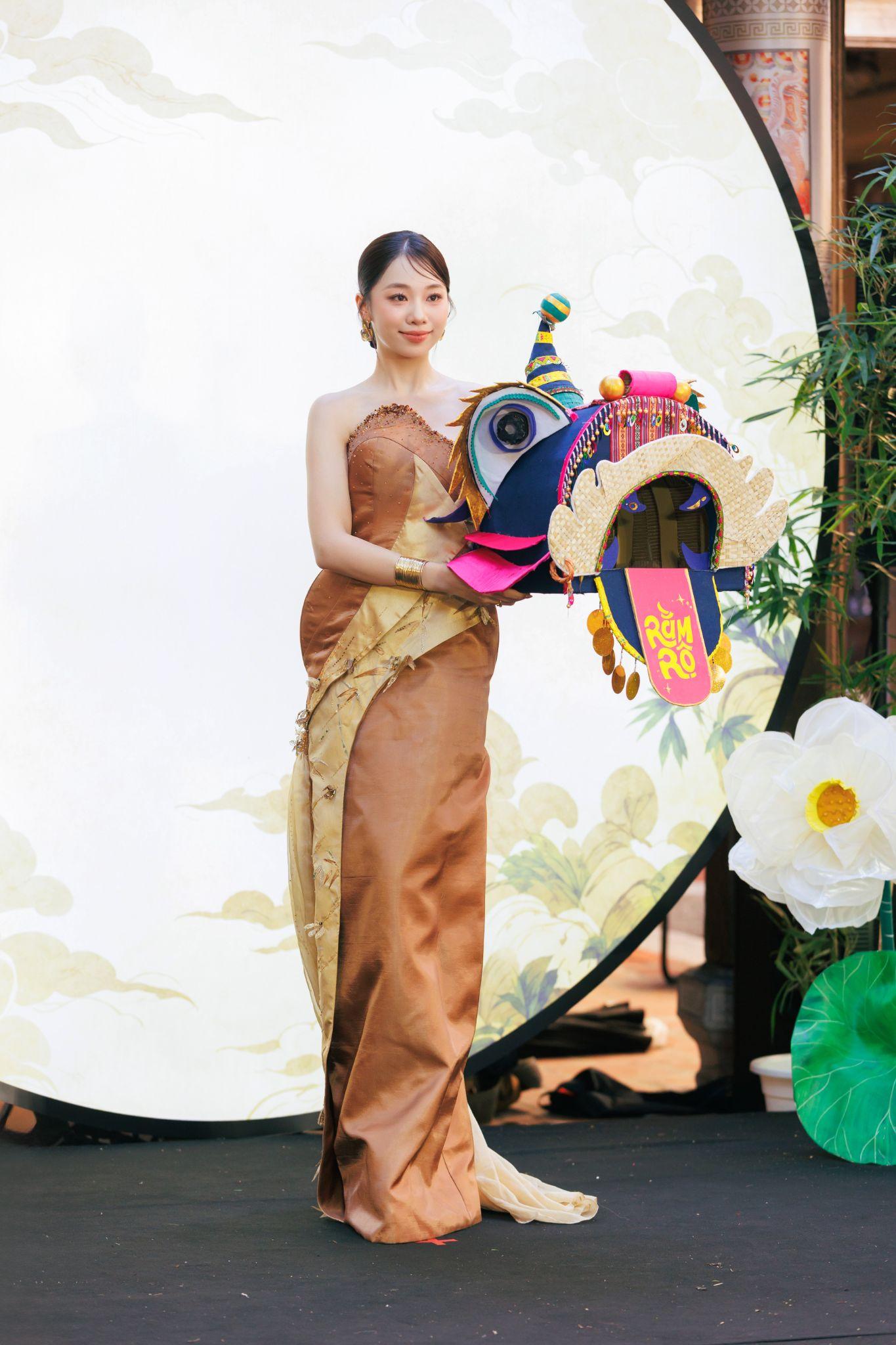 Fashion show “Rằm Rộ”: Khi sắc màu Trung Thu Việt bước lên sàn diễn - 5