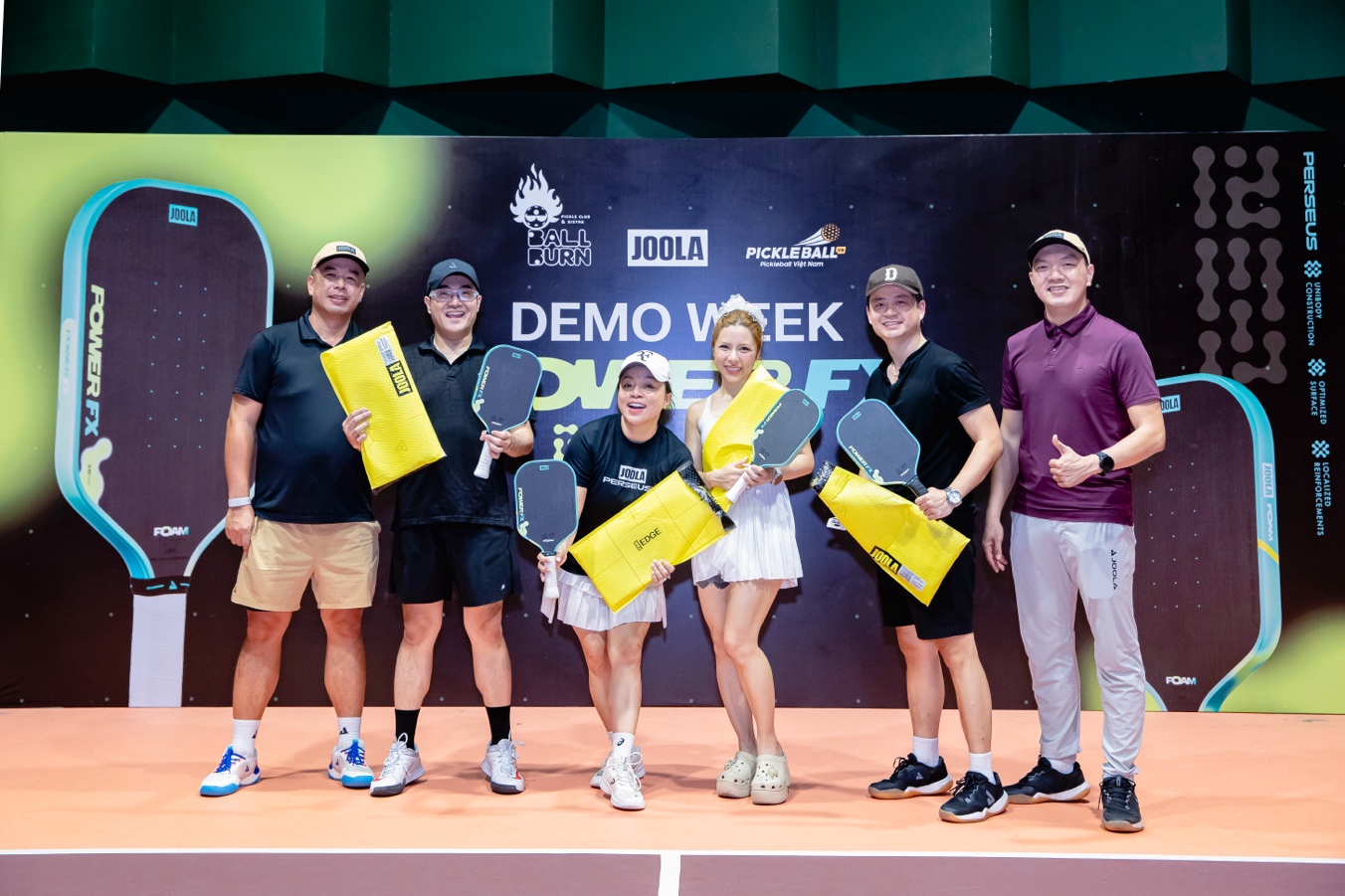 Dàn Celeb mê mẩn dòng vợt Power FX mới của Joola, phiên bản đặc biệt “đốn tim” người chơi - 2