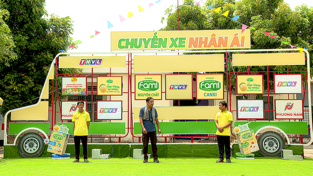 1 triệu sản phẩm sữa đậu nành Fami đã được trao đến miền Tây suốt 4 năm - 1