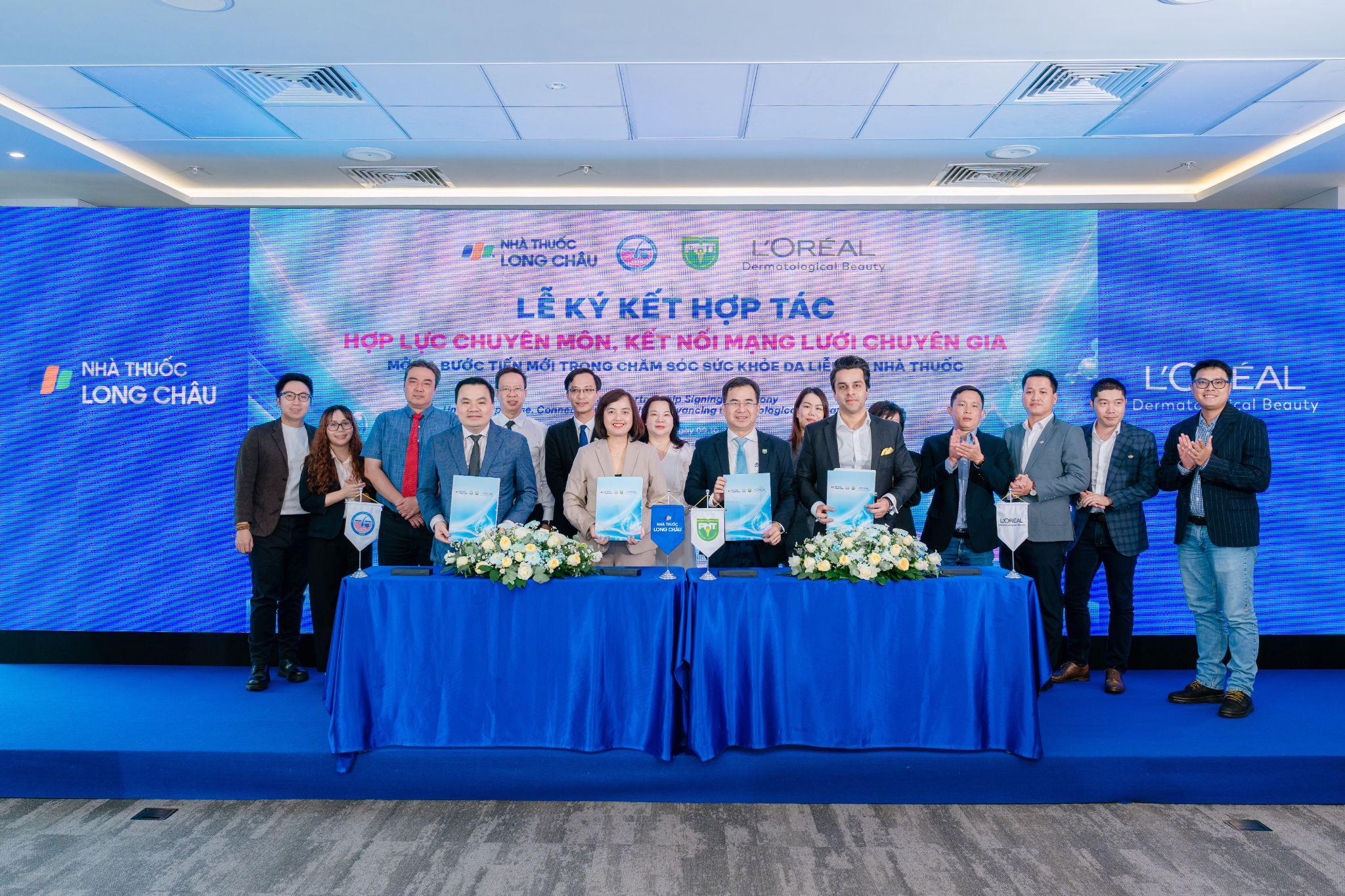 Long Châu hợp lực chuyên môn cùng chuyên gia đầu ngành, mở bước tiến mới trong chăm sóc da liễu cho cộng đồng - 1