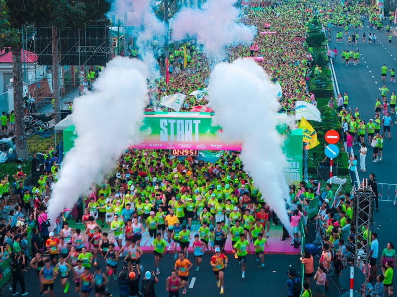 VPBank Đất Sen Hồng Music Marathon 2026 chứng kiến màn tranh tài gay cấn của hơn hàng chục nghìn vận động viên - 2
