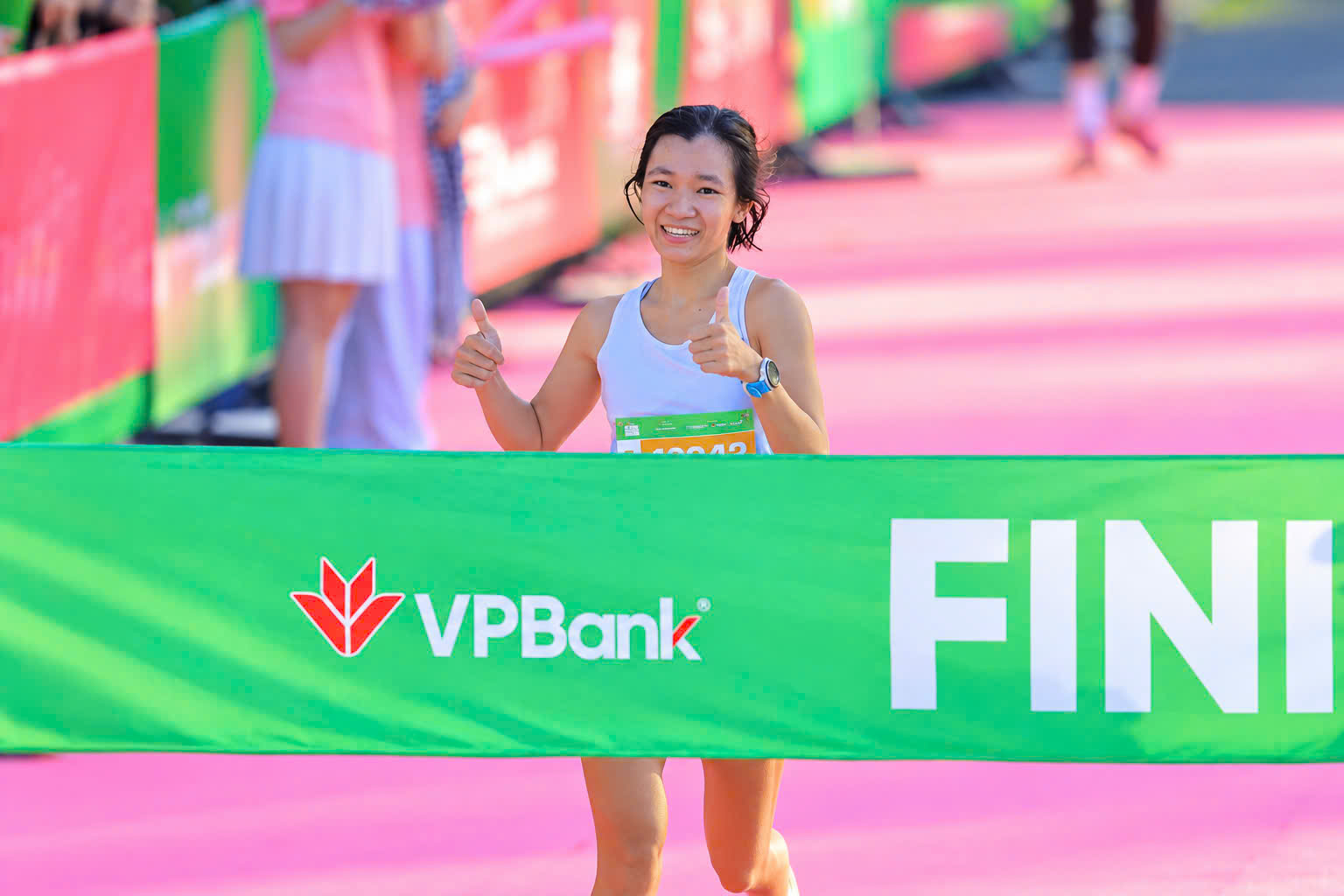 Hàng chục nghìn runner bứt phá thành tích tại VPBank Đất Sen Hồng Music Marathon 2026 - 4