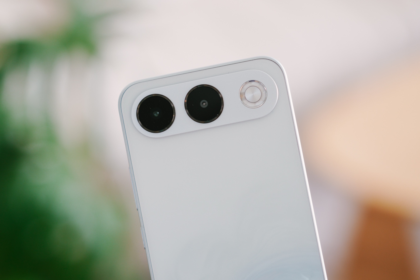 Đánh giá OPPO A7 Pro 5G: Cổ máy bền bỉ, chụp đẹp - 4