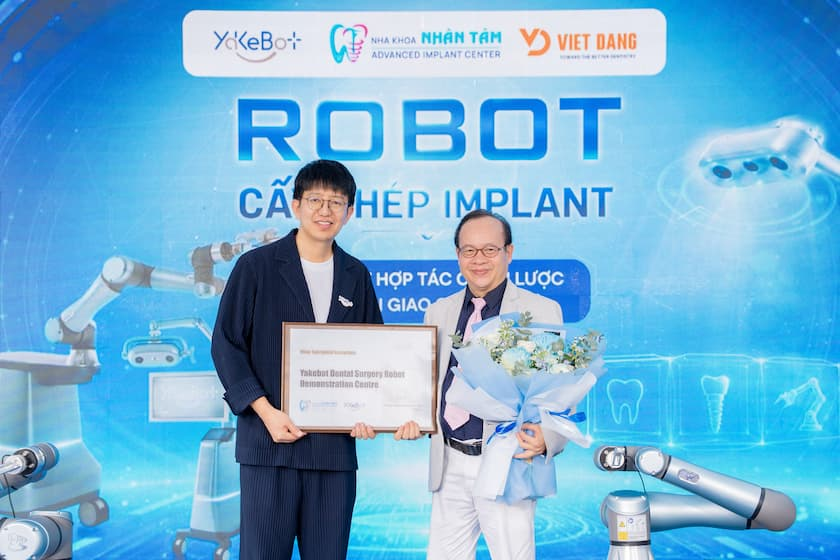Nha Khoa Nhân Tâm đầu tư robot cấy ghép Implant thế hệ mới - 3