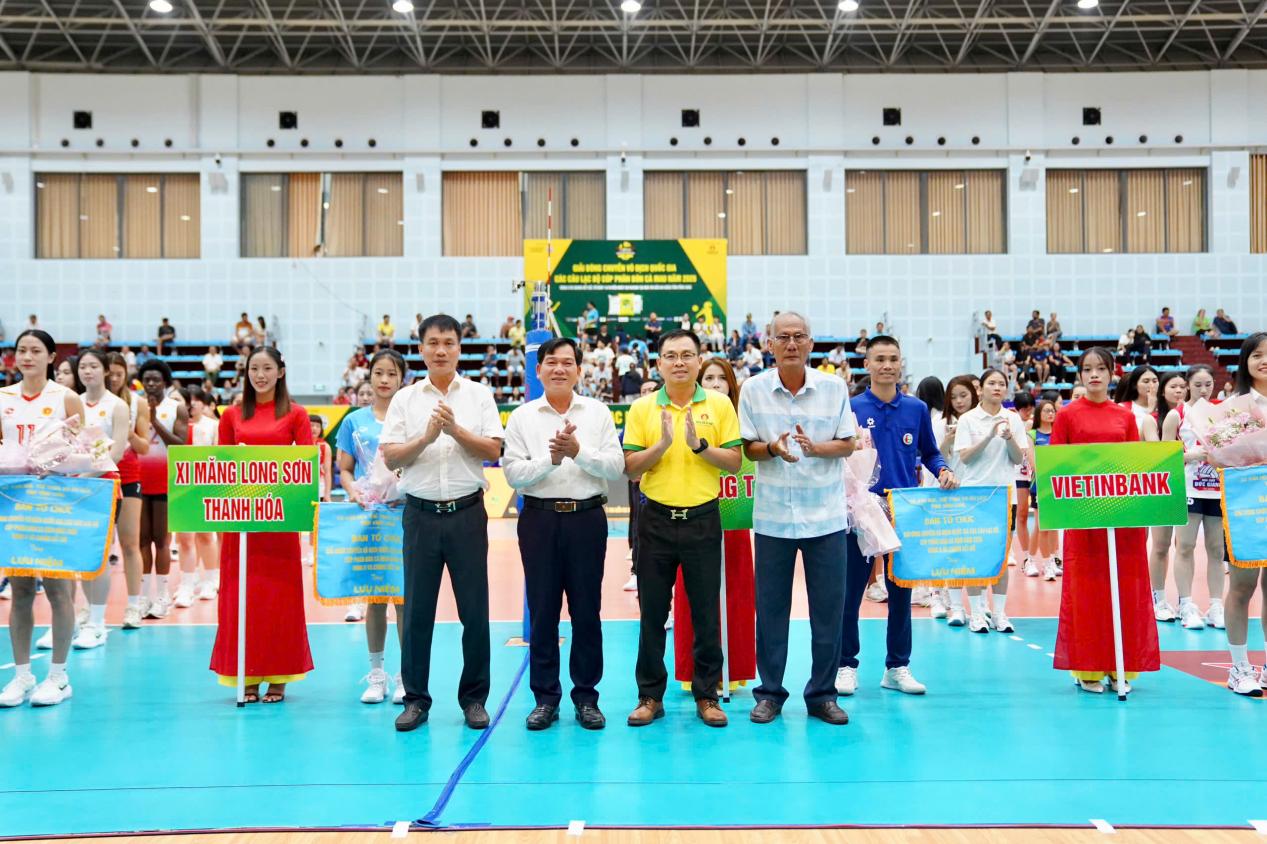 Bùng nổ tranh tài tại vòng 2 Giải Bóng chuyền Vô địch Quốc gia Cúp Phân Bón Cà Mau - 1