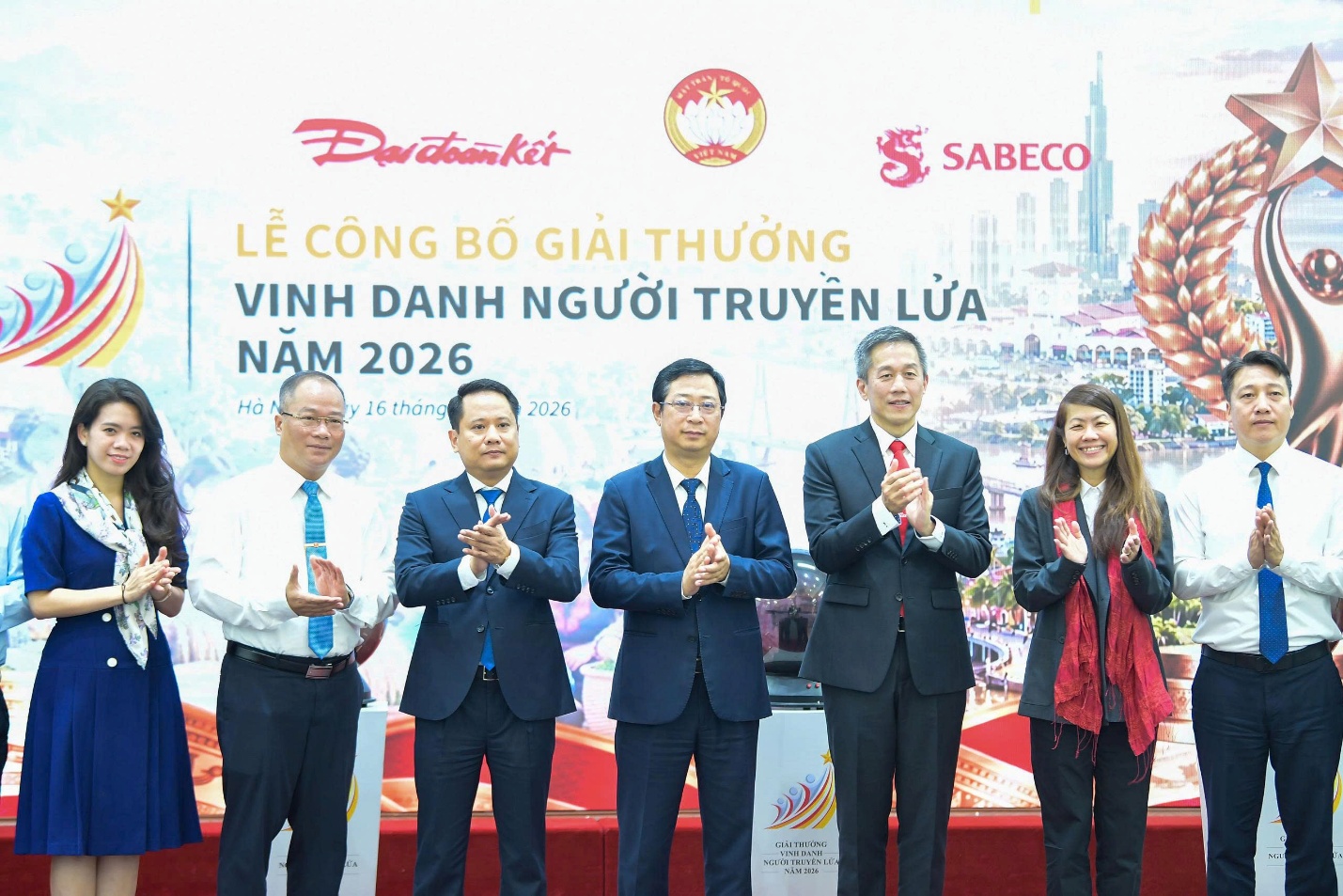 Mặt trận Tổ quốc Việt Nam và SABECO công bố giải thưởng “Vinh danh Người truyền lửa” 2026 - 1