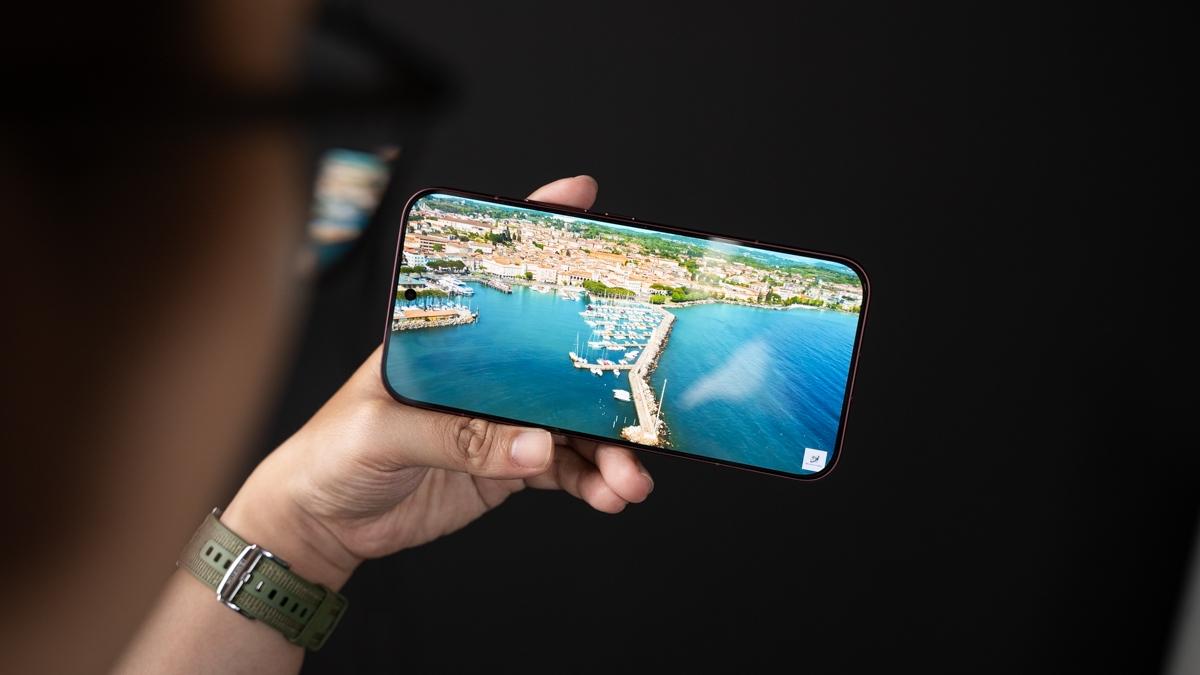 POCO F9 Ultra có mấy phiên bản bộ nhớ? - 2