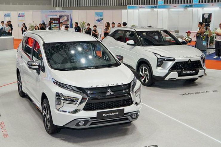 Chi thêm vài chục triệu mua sedan B số tự động: Lái mới tiết kiệm được tiền tỷ - 3