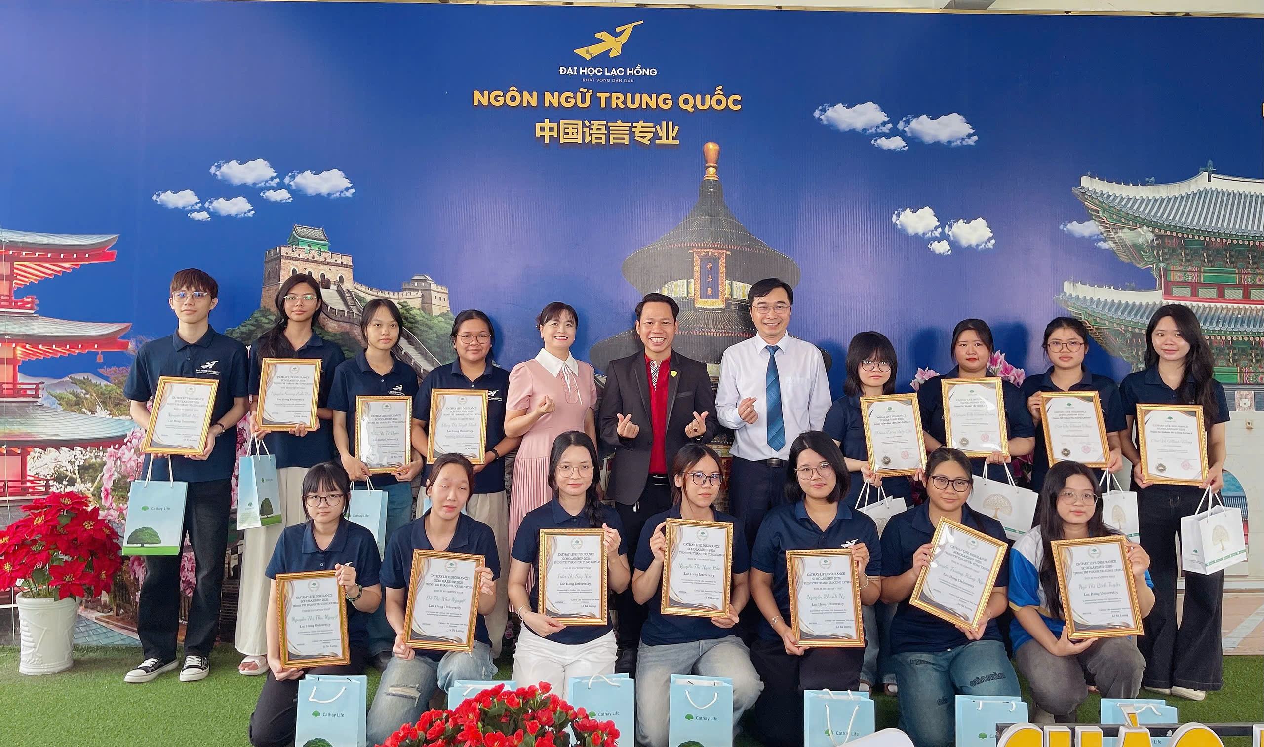 Cathay Life Việt Nam tiếp tục trao học bổng “Thịnh Trí Thành Tài cùng Cathay” năm 2026, chung tay chắp cánh ước mơ tri thức - 3