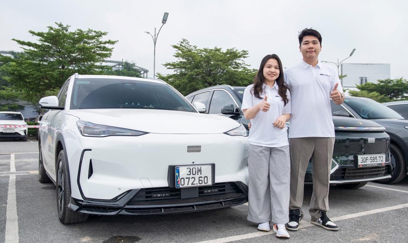 Không lo trạm sạc, chẳng ngại giá xăng: Bài toán thực dụng của bộ đôi Geely EX5 và Geely EX5 EM-i - 2