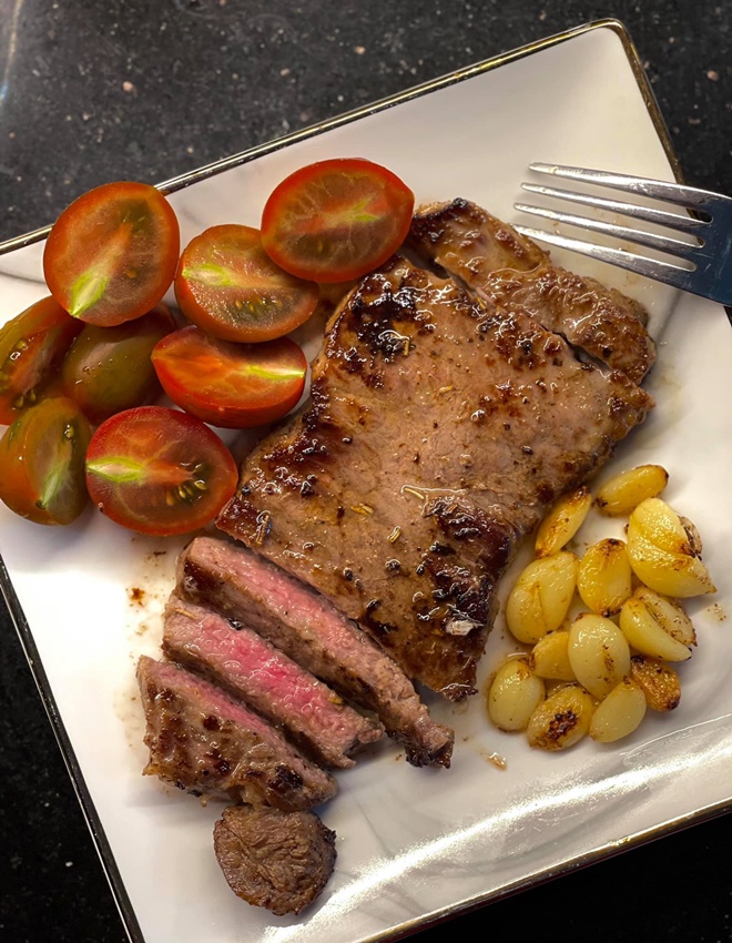 Nữ diễn viên VTV được chồng khen hết lời vì nấu ăn: Vừa khoe món ăn mới, bạn bè liền phong là "siêu đầu bếp" - 23