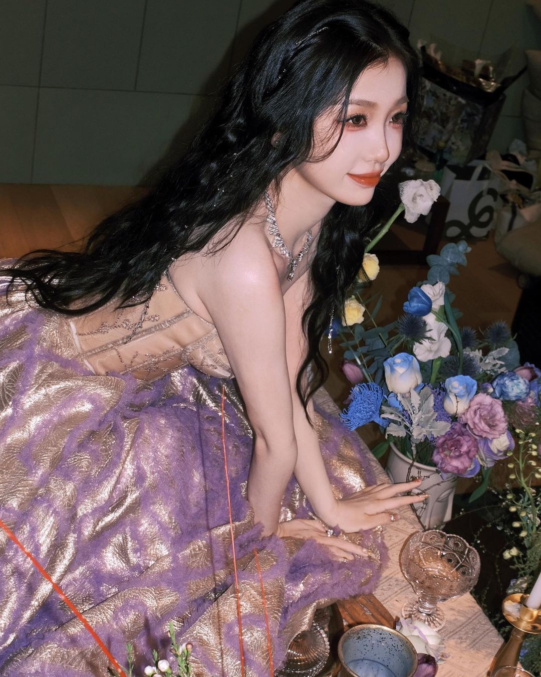 Váy áo hàng hiệu đắt cắt cổ của “bạch phú mỹ” nổi tiếng đẹp, giàu - 3