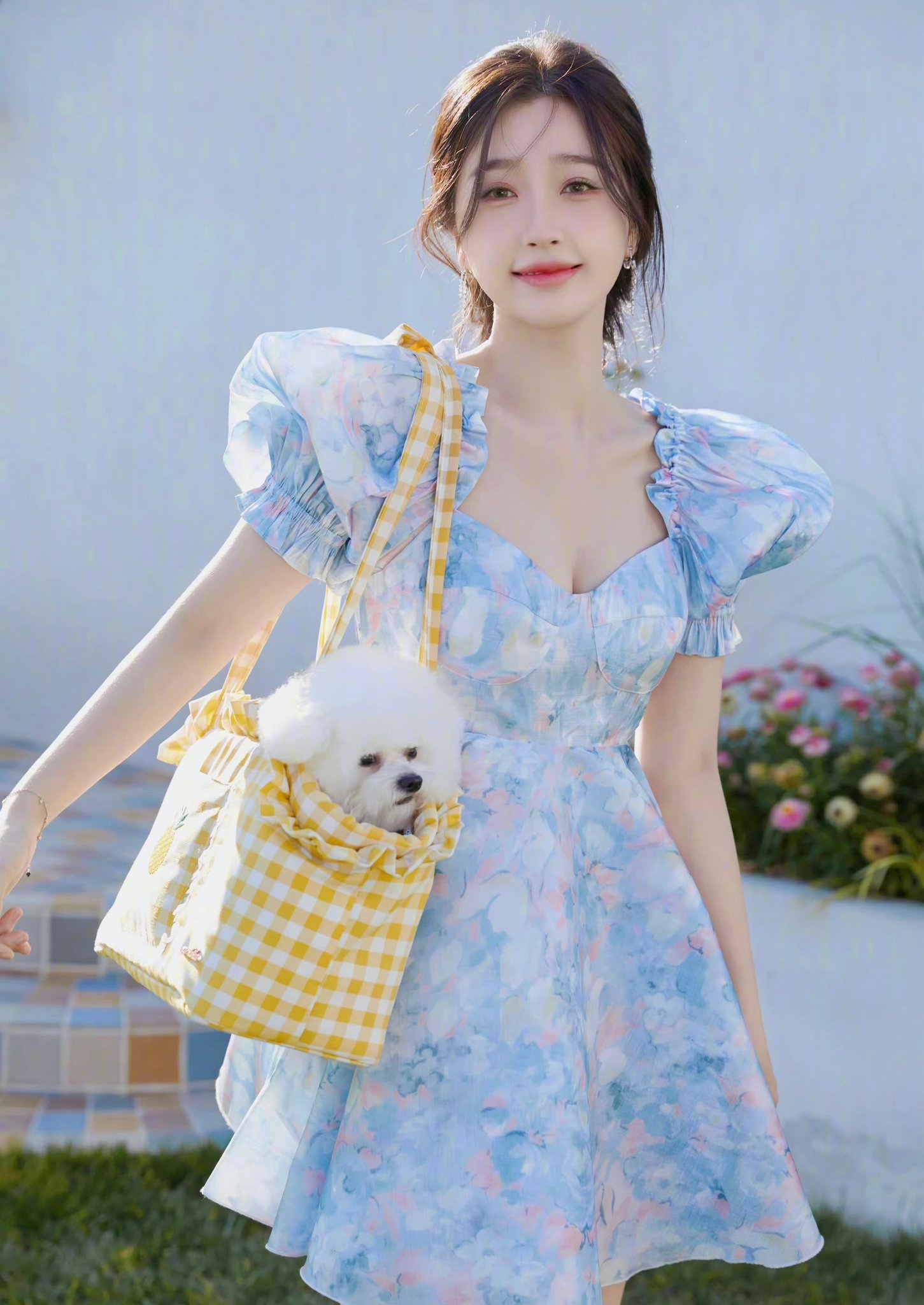 Váy áo hàng hiệu đắt cắt cổ của “bạch phú mỹ” nổi tiếng đẹp, giàu - 9