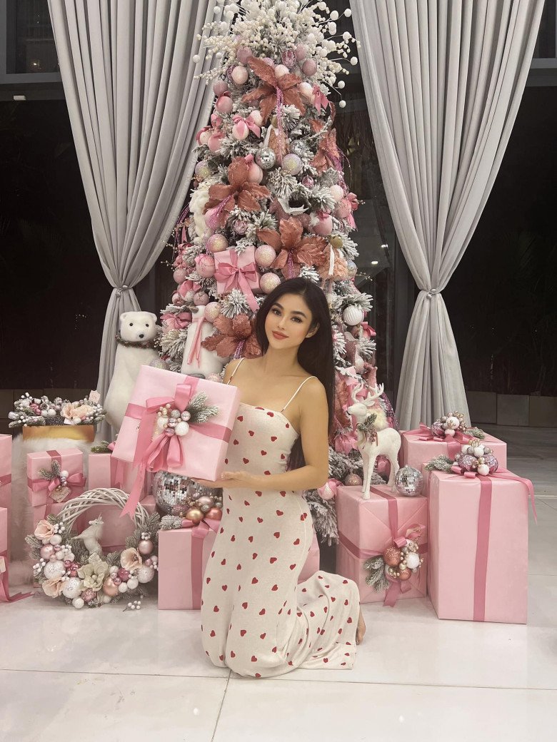 “Hoa hậu ăn chơi nhất Sài thành” khoe dáng đẹp ná thở dù đã sinh nở, có con cũng không kìm được vẻ sexy - 3