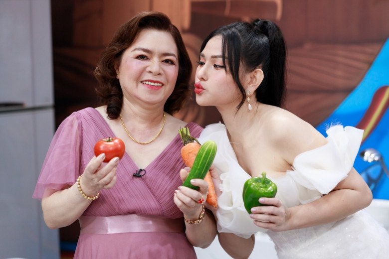 Tái hôn với chồng trẻ kém 10 tuổi, Thu Thủy (Mây Trắng) từng khóc hết nước mắt vì bị mẹ chồng hiểu lầm - 3