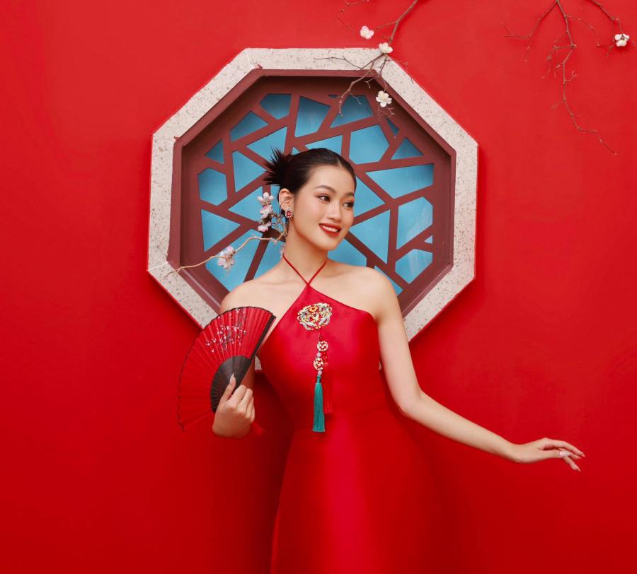 Nữ sinh Đại học Đà Nẵng tuổi đôi mươi đã có hình thể "siêu cong" vì chăm thải độc nội tạng - 1