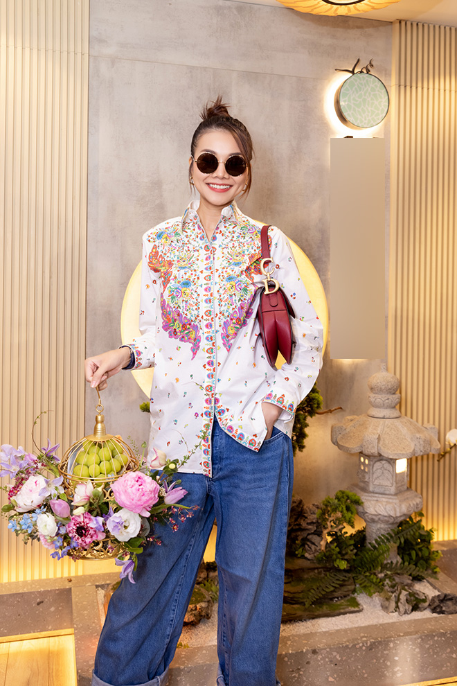 Chi Pu tái xuất, đọ sắc cùng Huyền Baby tại sự kiện - 1