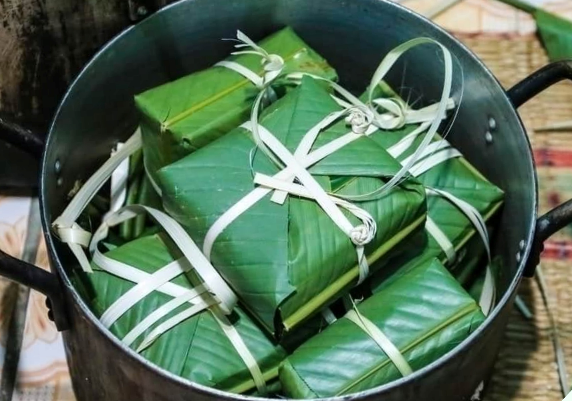 Mua bánh chưng chú ý 3 điểm này, nhìn lướt 1 giây là biết bánh luộc bằng pin hay không - 8