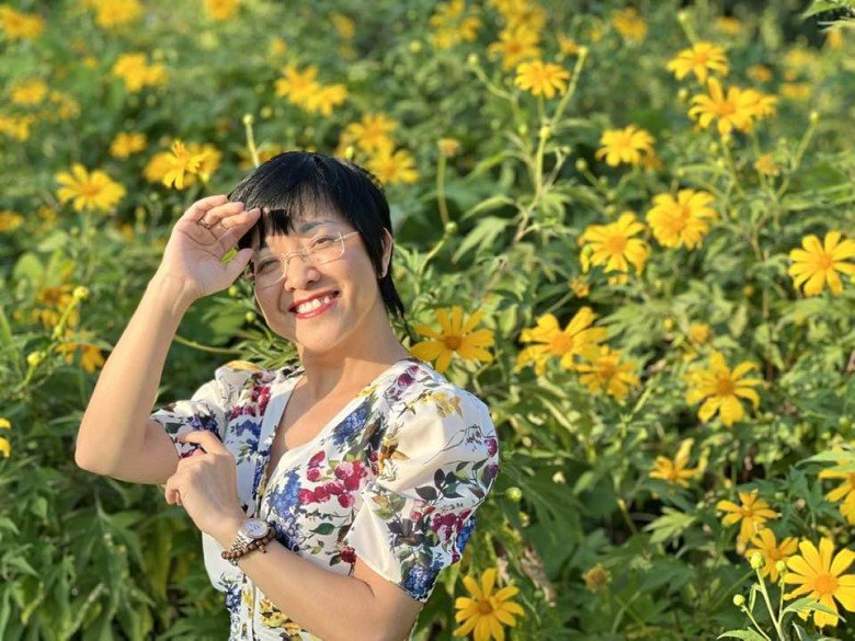 PV MC Thảo Vân - nữ MC 20 năm dẫn Táo Quân đêm giao thừa, hé lộ con trai có thể nối nghiệp truyền thông giống mẹ - 4