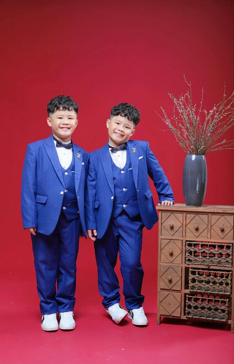 MC Hoàng Linh &#34;Chúng tôi là chiến sĩ&#34; ủng hộ con trai lớp 4 có bạn gái, tiết lộ lý do 7 năm lấy chồng chưa có con chung - 5