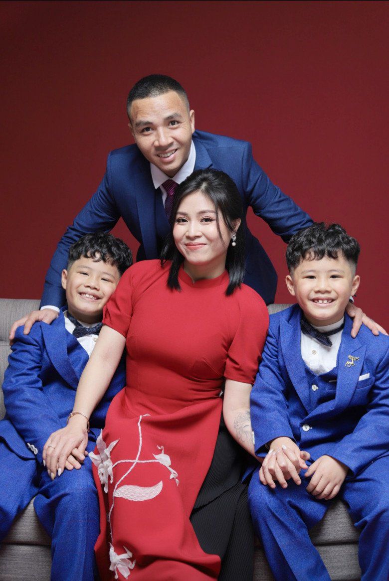 MC Hoàng Linh &#34;Chúng tôi là chiến sĩ&#34; ủng hộ con trai lớp 4 có bạn gái, tiết lộ lý do 7 năm lấy chồng chưa có con chung - 1