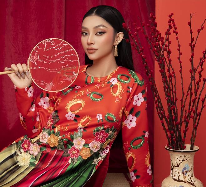 Ngắm trọn vẻ đẹp sắc sảo, rực rỡ của Á hậu Lâm Thu Hồng trong bộ ảnh Tết 2023 - 16