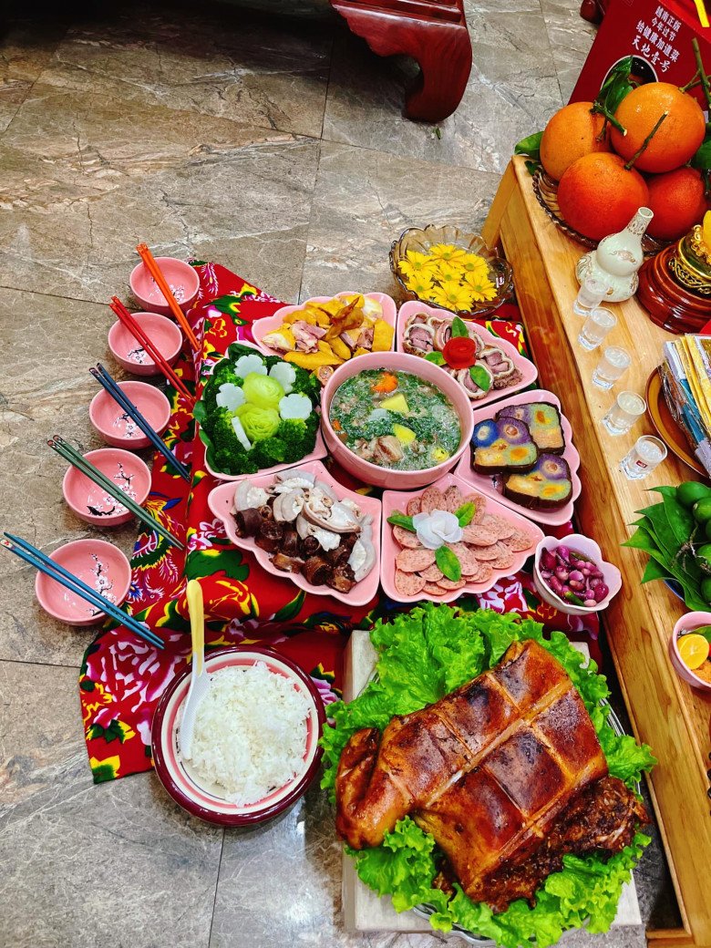 Chị em chia sẻ mâm cỗ Tết đặc sắc ngập mạng xã hội, mỗi nhà một vẻ không ai giống ai - 3